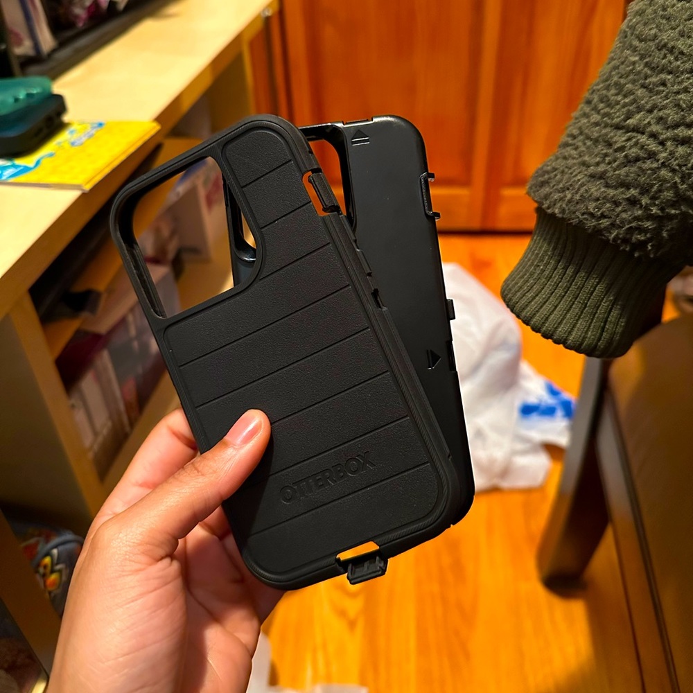 iphone 13 pro otterbox case